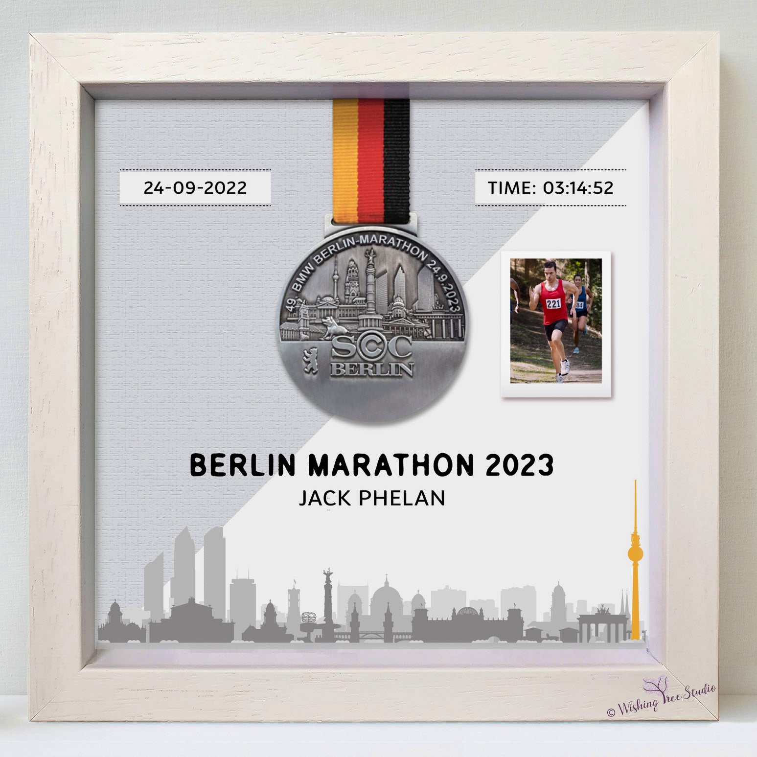 Berlin Marathon Medal display frame with photo